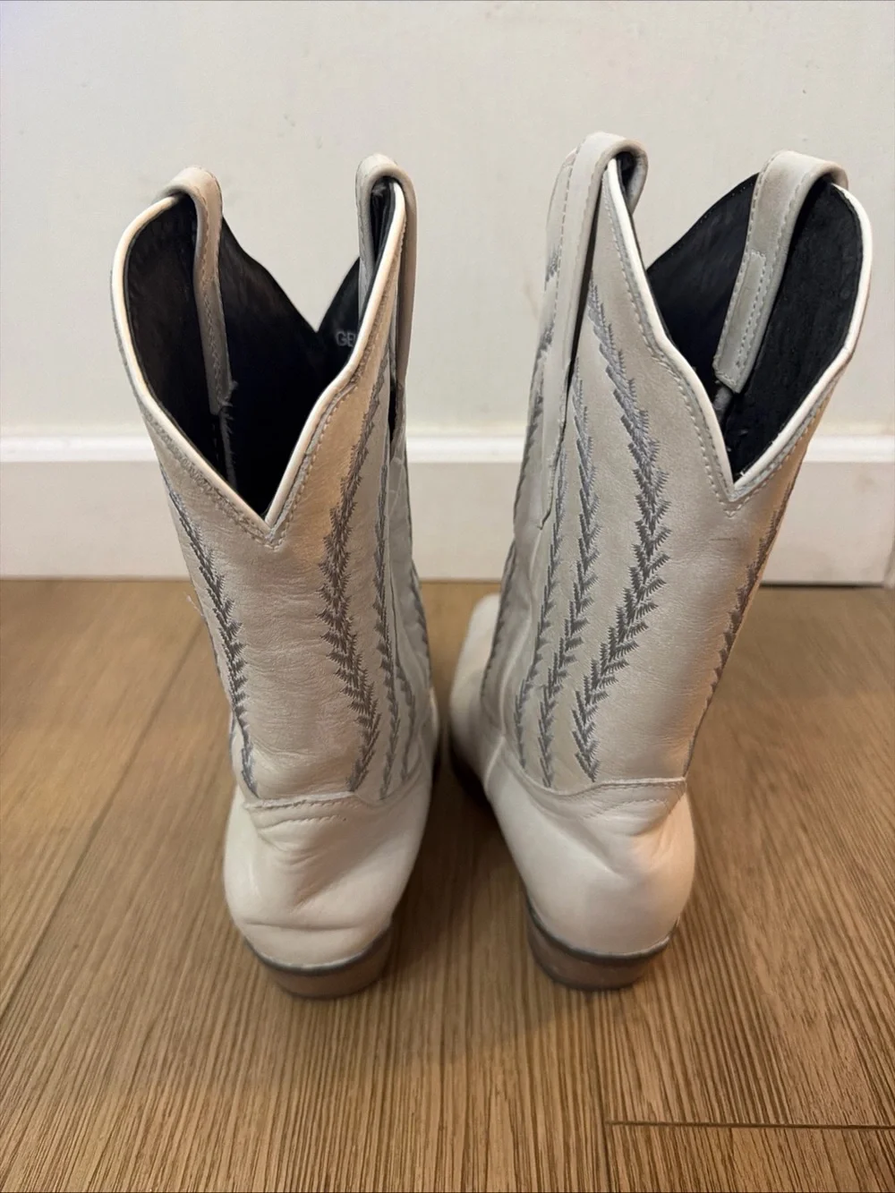 Sterling River Boots Women's White Gray Stitching Western Cowgirl Boots 6.5